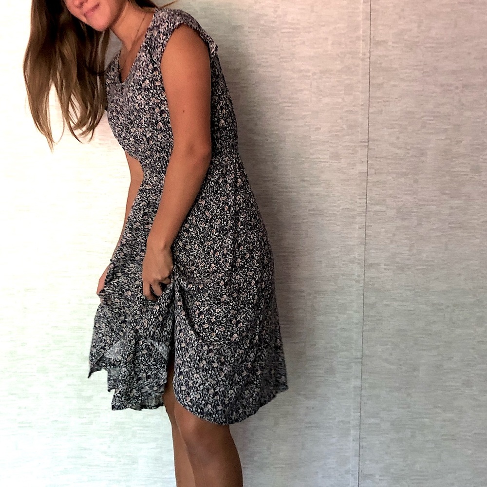 Indigo Rose Flowy V-Neck Midi Dress